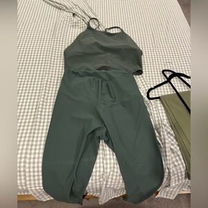 Old Navy power soft leggings and long line bra